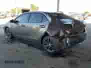 2019 Toyota Corolla LE z VIN 2T1BURHE6KC231141, wystawiony jako Copart lot #82515815 z przebiegiem 81 877 mil mil oraz Szkoda całkowita • Salvage title. Historia ofert i sprzedaży dostępna na DreamBid. Obrazek 2.