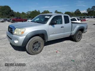 2008 Toyota Tacoma with VIN 5TEUU42N88Z564917, listed as a Copart auction lot 71702675 with 189,332 mi miles and Clean title. Bid and sale history available at DreamBid. Image 1.