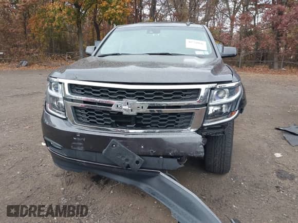 2017 Chevrolet Suburban LT с VIN 1GNSKHKC2HR291270, выставлен на аукционе IAAI как лот 40720841 с пробегом 61 652 миль миль и . История ставок и продаж доступна на DreamBid. Изображение 13.