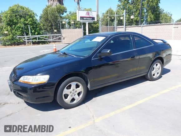 2000 Honda Accord EX с VIN 1HGCG2259YA022972, выставлен на аукционе IAAI как лот 42869229 с пробегом 442 516 миль миль и . История ставок и продаж доступна на DreamBid. Изображение 2.