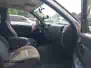 2011 Chevrolet Colorado 1LT z VIN 1GCHTCFEXB8131732, wystawiony jako IAAI lot #42595193 z przebiegiem 129 689 mil mil oraz . Historia ofert i sprzedaży dostępna na DreamBid. Obrazek 5.