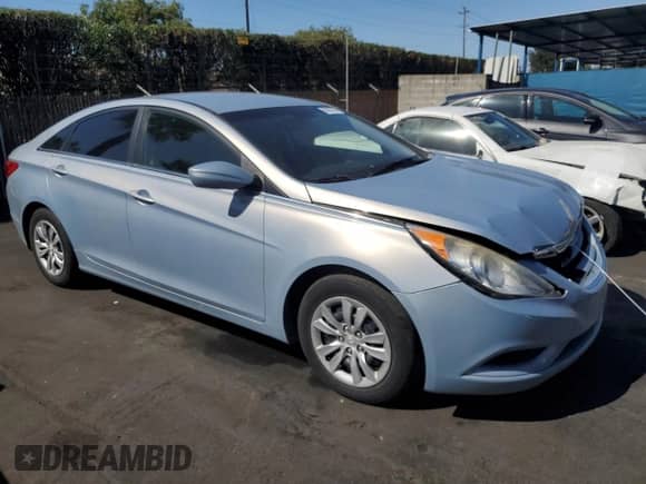 2013 Hyundai Sonata GLS z VIN 5NPEB4AC9DH549625, wystawiony jako Copart lot #85685555 z przebiegiem 171 437 mil mil oraz Szkoda całkowita • Salvage title. Historia ofert i sprzedaży dostępna na DreamBid. Obrazek 4.