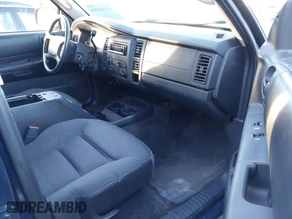 2002 Dodge Durango Sport z VIN 1B4HS38N62F206645, wystawiony jako IAAI lot #41216499 z przebiegiem 149 694 mil mil oraz . Historia ofert i sprzedaży dostępna na DreamBid. Obrazek 5.