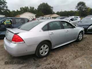 2009 Chevrolet Impala LT with VIN 2G1WT57K391206090, listed as a IAAI auction lot 43344400 with 170,593 mi miles and . Bid and sale history available at DreamBid. Image 4.