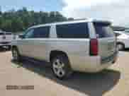 2017 Chevrolet Suburban LT с VIN 1GNSCHKCXHR296021, выставлен на аукционе Copart как лот 61767585 с пробегом 211 282 миль миль и Списание • Salvage title. История ставок и продаж доступна на DreamBid. Изображение 2.