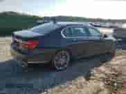 2018 BMW 7 Series 750i with VIN WBA7F0C52JGM24063, listed as a Copart auction lot 61251915 with 89,955 mi miles and Clean title. Bid and sale history available at DreamBid. Image 3.