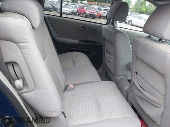 2005 Toyota Highlander с VIN JTEEP21A950130186, выставлен на аукционе IAAI как лот 43049798 с пробегом 139 480 миль миль и . История ставок и продаж доступна на DreamBid. Изображение 8.