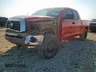 2007 Toyota Tundra SR5 z VIN 5TBBT54187S453234, wystawiony jako Copart lot #81984935 z przebiegiem Nie podano mil oraz Czysty tytuł • Clean title. Historia ofert i sprzedaży dostępna na DreamBid. Obrazek 1.