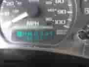 2000 GMC Sierra 1500 SLE z VIN 1GTEC19T4YZ165637, wystawiony jako IAAI lot #42532810 z przebiegiem 180 104 mil mil oraz . Historia ofert i sprzedaży dostępna na DreamBid. Obrazek 15.