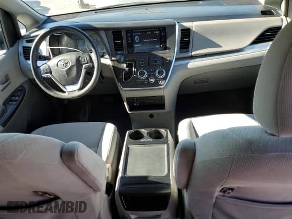 2017 Toyota Sienna LE with VIN 5TDKZ3DC2HS801090, listed as a Copart auction lot 85857305 with 401,170 mi miles and Salvage title. Bid and sale history available at DreamBid. Image 8.