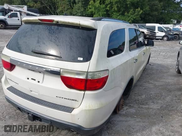 2012 Dodge Durango Citadel with VIN 1C4SDHET2CC275550, listed as a IAAI auction lot 43009508 with 169,590 mi miles and . Bid and sale history available at DreamBid. Image 4.
