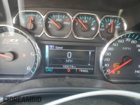 2017 Chevrolet Silverado 1500 LT с VIN 3GCUKREC4HG216685, выставлен на аукционе Copart как лот 62484175 с пробегом 163 174 миль миль и Списание • Salvage title. История ставок и продаж доступна на DreamBid. Изображение 9.