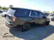 2021 Chevrolet Tahoe LT z VIN 1GNSKNKD8MR119486, wystawiony jako Copart lot #84288415 z przebiegiem 89 272 mil mil oraz Szkoda całkowita • Salvage title. Historia ofert i sprzedaży dostępna na DreamBid. Obrazek 3.