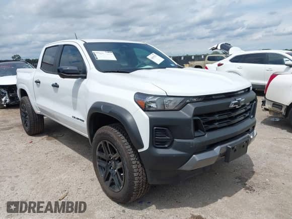 2024 Chevrolet Colorado 4WD Trail Boss с VIN 1GCPTEEKXR1321385, выставлен на аукционе IAAI как лот 42493511 с пробегом 4 929 миль миль и . История ставок и продаж доступна на DreamBid. Изображение 1.