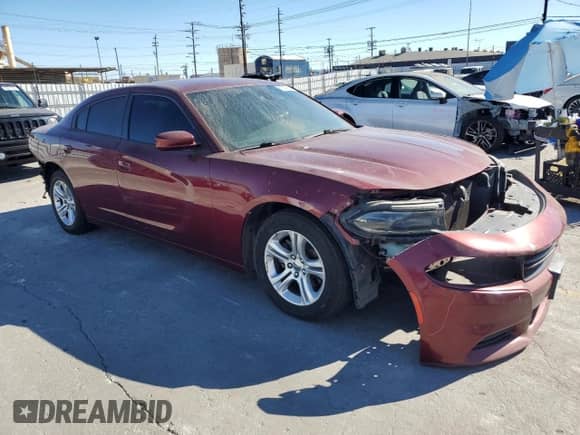 2019 Dodge Charger SXT with VIN 2C3CDXBG4KH679598, listed as a Copart auction lot 69784775 with 180,168 mi miles and Salvage title. Bid and sale history available at DreamBid. Image 4.