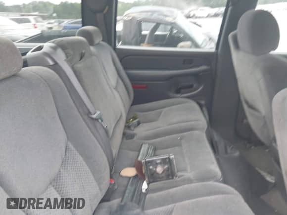 2005 Chevrolet Silverado 1500 LS с VIN 2GCEK13T051368475, выставлен на аукционе IAAI как лот 42345057 с пробегом 296 573 миль миль и . История ставок и продаж доступна на DreamBid. Изображение 8.