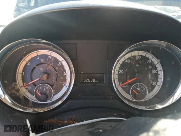 2013 Dodge Grand Caravan SXT with VIN 2C4RDGCG3DR746774, listed as a Copart auction lot 81789625 with 102,838 mi miles and Salvage title. Bid and sale history available at DreamBid. Image 9.