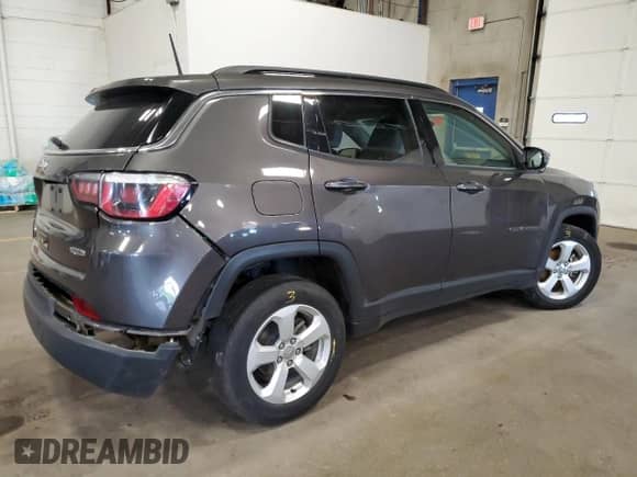 2018 Jeep Compass Latitude with VIN 3C4NJDBBXJT413086, listed as a Copart auction lot 62756545 with 110,304 mi miles and Non repairable. Bid and sale history available at DreamBid. Image 3.