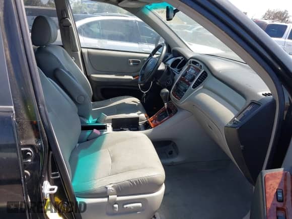 2007 Toyota Highlander z VIN JTEGW21A170020599, wystawiony jako IAAI lot #42675614 z przebiegiem 223 631 mil mil oraz . Historia ofert i sprzedaży dostępna na DreamBid. Obrazek 5.