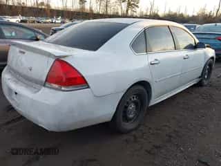 2011 Chevrolet Impala Police Police with VIN 2G1WD5EM0B1146423, listed as a IAAI auction lot 41401340 with 105,133 mi miles and . Bid and sale history available at DreamBid. Image 4.