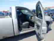 2007 GMC Sierra 1500 Work Truck с VIN 1GTEC14C77Z570817, выставлен на аукционе IAAI как лот 43057788 с пробегом 161 178 миль миль и . История ставок и продаж доступна на DreamBid. Изображение 5.