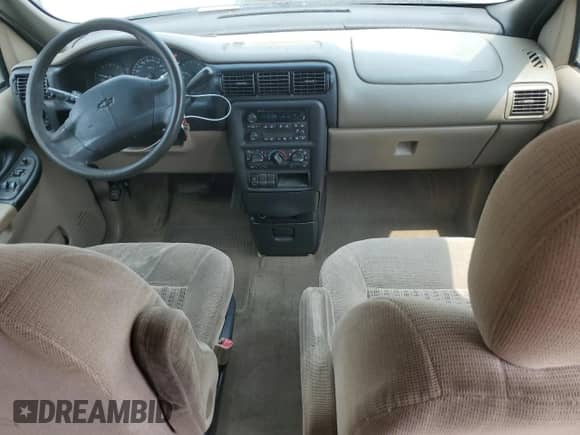 2003 Chevrolet Venture Plus 1SB с VIN 1GNDU03E33D275489, выставлен на аукционе Copart как лот 57295975 с пробегом 144 963 миль миль и Чистый • Clean title. История ставок и продаж доступна на DreamBid. Изображение 8.