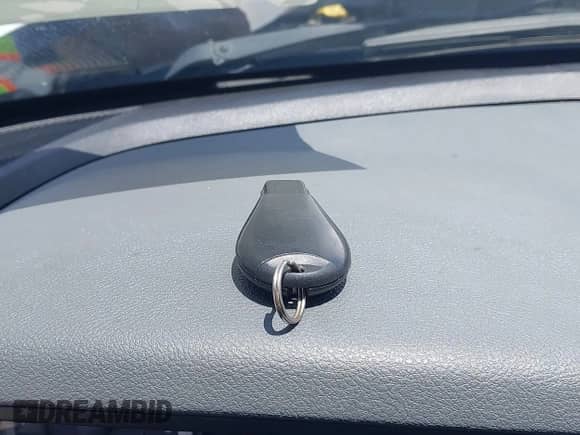 2017 Ram 1500 Express z VIN 1C6RR7FT6HS523215, wystawiony jako IAAI lot #42601201 z przebiegiem 156 243 mil mil oraz . Historia ofert i sprzedaży dostępna na DreamBid. Obrazek 11.