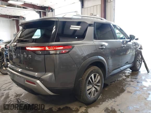 2023 Nissan Pathfinder SL с VIN 5N1DR3CC6PC217426, выставлен на аукционе IAAI как лот 42485676 с пробегом 33 422 миль миль и . История ставок и продаж доступна на DreamBid. Изображение 4.