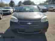 2006 Chevrolet Malibu 1LS z VIN 1G1ZS51F86F295204, wystawiony jako Copart lot #73677164 z przebiegiem 112 998 mil mil oraz Szkoda całkowita • Salvage title. Historia ofert i sprzedaży dostępna na DreamBid. Obrazek 5.