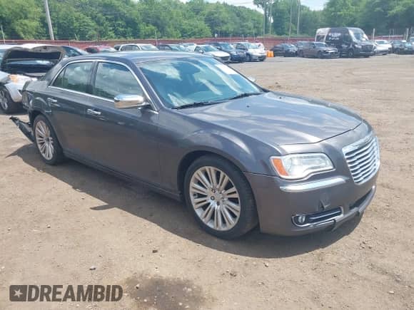 2013 Chrysler 300 C с VIN 2C3CCAEG9DH731936, выставлен на аукционе IAAI как лот 42535584 с пробегом 163 119 миль миль и . История ставок и продаж доступна на DreamBid. Изображение 1.
