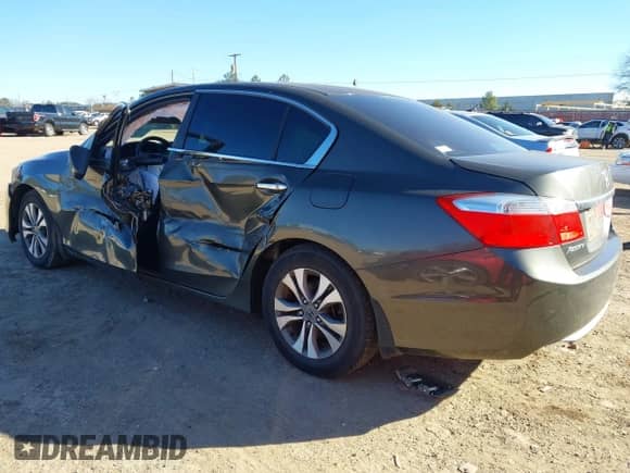 2014 Honda Accord LX z VIN 1HGCR2F3XEA263082, wystawiony jako IAAI lot #41208467 z przebiegiem 183 312 mil mil oraz . Historia ofert i sprzedaży dostępna na DreamBid. Obrazek 3.