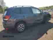 2022 Subaru Forester Premium z VIN JF2SKAEC6NH461676, wystawiony jako Copart lot #81428625 z przebiegiem 36 816 mil mil oraz Szkoda całkowita • Salvage title. Historia ofert i sprzedaży dostępna na DreamBid. Obrazek 3.