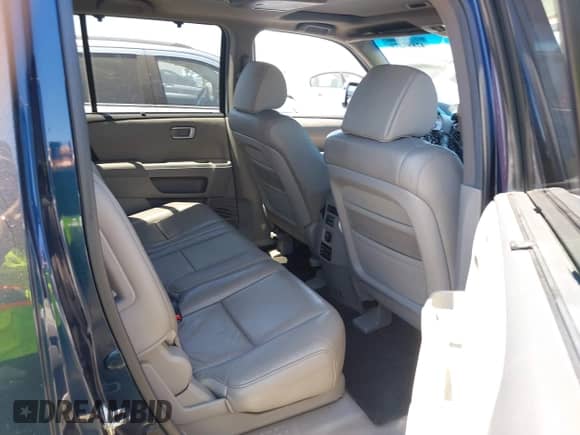 2011 Honda Pilot Touring с VIN 5FNYF3H98BB056455, выставлен на аукционе IAAI как лот 42897379 с пробегом 173 871 миль миль и . История ставок и продаж доступна на DreamBid. Изображение 8.