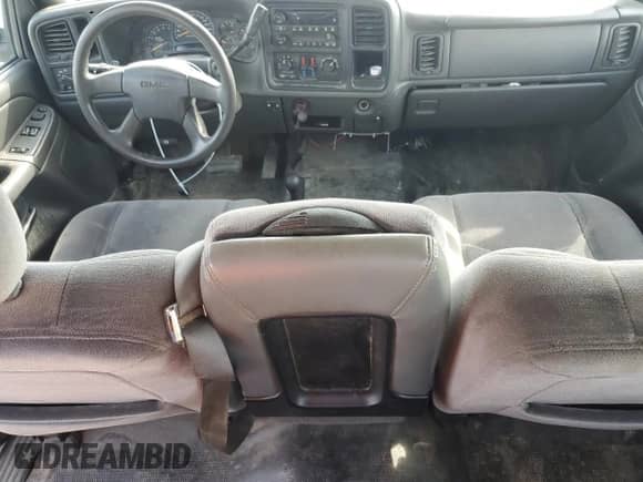 2006 GMC Sierra 1500 SLT with VIN 1GTEK19B36Z197048, listed as a Copart auction lot 49546565 with 220,828 mi miles and Salvage title. Bid and sale history available at DreamBid. Image 8.