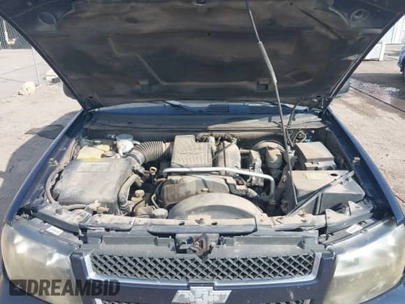 2008 Chevrolet TrailBlazer 2LT with VIN 1GNDS13S882127245, listed as a IAAI auction lot 43336988 with 174,212 mi miles and . Bid and sale history available at DreamBid. Image 10.