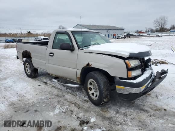 2006 Chevrolet Silverado 1500 Work Truck с VIN 1GCEK14V46Z122117, выставлен на аукционе Copart как лот 45884285 с пробегом 267 018 миль миль и Списание • Salvage title. История ставок и продаж доступна на DreamBid. Изображение 4.