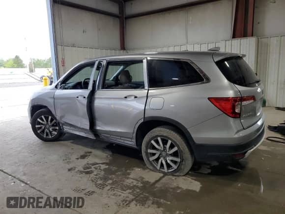 2021 Honda Pilot EX with VIN 5FNYF6H35MB043467, listed as a Copart auction lot 68736725 with 82,208 mi miles and Salvage title. Bid and sale history available at DreamBid. Image 2.