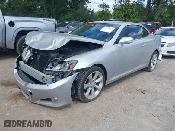 2011 Lexus IS 250 C z VIN JTHFF2C22B2514990, wystawiony jako IAAI lot #43072067 z przebiegiem 105 477 mil mil oraz . Historia ofert i sprzedaży dostępna na DreamBid. Obrazek 2.