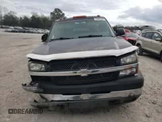 2004 Chevrolet Silverado 3500 LS z VIN 1GCJC39124E137216, wystawiony jako Copart lot #79547084 z przebiegiem 296 273 mil mil oraz Szkoda całkowita • Salvage title. Historia ofert i sprzedaży dostępna na DreamBid. Obrazek 5.