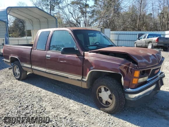 1998 GMC Sierra 1500 с VIN 1GTEC19R6WR509843, выставлен на аукционе Copart как лот 46108075 с пробегом 190 733 миль миль и Списание • Salvage title. История ставок и продаж доступна на DreamBid. Изображение 4.