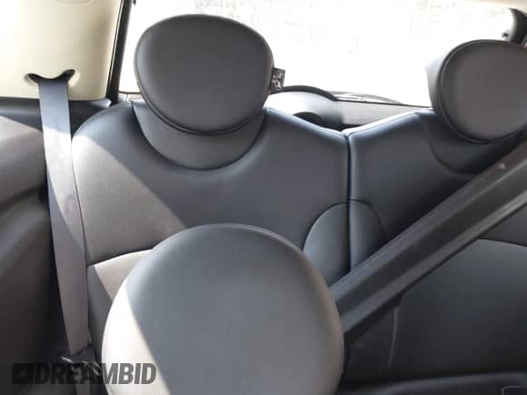 2013 MINI Hardtop с VIN WMWSU3C50DT689867, выставлен на аукционе IAAI как лот 42624675 с пробегом 57 111 миль миль и . История ставок и продаж доступна на DreamBid. Изображение 8.