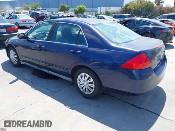 2006 Honda Accord LX с VIN 1HGCM564X6A019975, выставлен на аукционе IAAI как лот 43085307 с пробегом 369 535 миль миль и . История ставок и продаж доступна на DreamBid. Изображение 3.