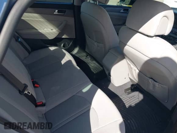 2015 Hyundai Sonata SE с VIN 5NPE24AF0FH227775, выставлен на аукционе IAAI как лот 43458156 с пробегом 119 109 миль миль и . История ставок и продаж доступна на DreamBid. Изображение 8.