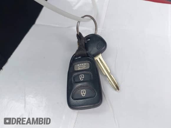 2013 Hyundai Genesis Coupe 2.0T с VIN KMHHT6KD8DU081739, выставлен на аукционе IAAI как лот 42500742 с пробегом 127 330 миль миль и . История ставок и продаж доступна на DreamBid. Изображение 11.