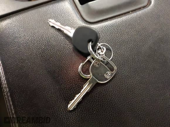 2007 Chevrolet Silverado 1500 LS с VIN 2GCEK13C571501993, выставлен на аукционе IAAI как лот 41984825 с пробегом Не указан миль и . История ставок и продаж доступна на DreamBid. Изображение 11.