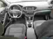 2019 Hyundai Ioniq SEL с VIN KMHC75LC5KU106740, выставлен на аукционе Copart как лот 82173245 с пробегом 141 297 миль миль и Чистый • Clean title. История ставок и продаж доступна на DreamBid. Изображение 8.