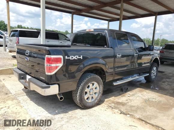 2014 Ford F-150 XL с VIN 1FTFW1EF4EFB73794, выставлен на аукционе Copart как лот 60436725 с пробегом 130 143 миль миль и Списание • Salvage title. История ставок и продаж доступна на DreamBid. Изображение 3.