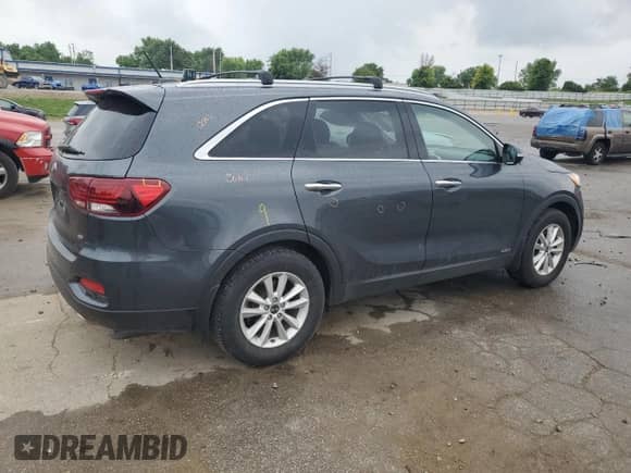 2020 Kia Sorento LX with VIN 5XYPGDA37LG676177, listed as a Copart auction lot 59035835 with 44,431 mi miles and Salvage title. Bid and sale history available at DreamBid. Image 3.