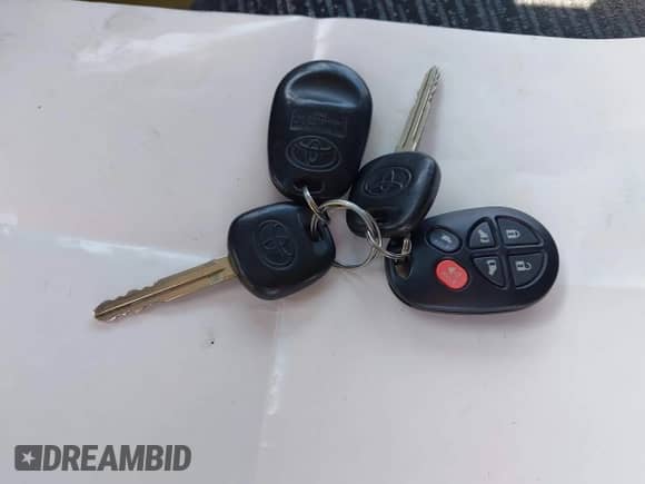 2013 Toyota Sienna SE с VIN 5TDXK3DC7DS287161, выставлен на аукционе IAAI как лот 42249232 с пробегом 168 307 миль миль и . История ставок и продаж доступна на DreamBid. Изображение 11.
