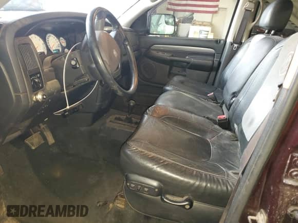 2005 Dodge 2500 SLT с VIN 3D7KS28D95G705457, выставлен на аукционе Copart как лот 47731045 с пробегом 124 560 миль миль и Списание • Salvage title. История ставок и продаж доступна на DreamBid. Изображение 7.